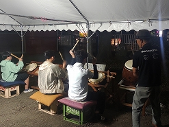 大祭前の1週間、御嶽神社の境内で練習します♪