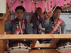 一緒に演奏させて頂きました♪