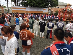 はじめて西久保の祭礼を見に来ました