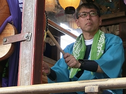 迫力のある叩き合いでした！