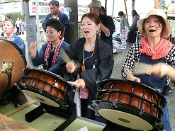 迫力のある小網飯縄囃子保存会